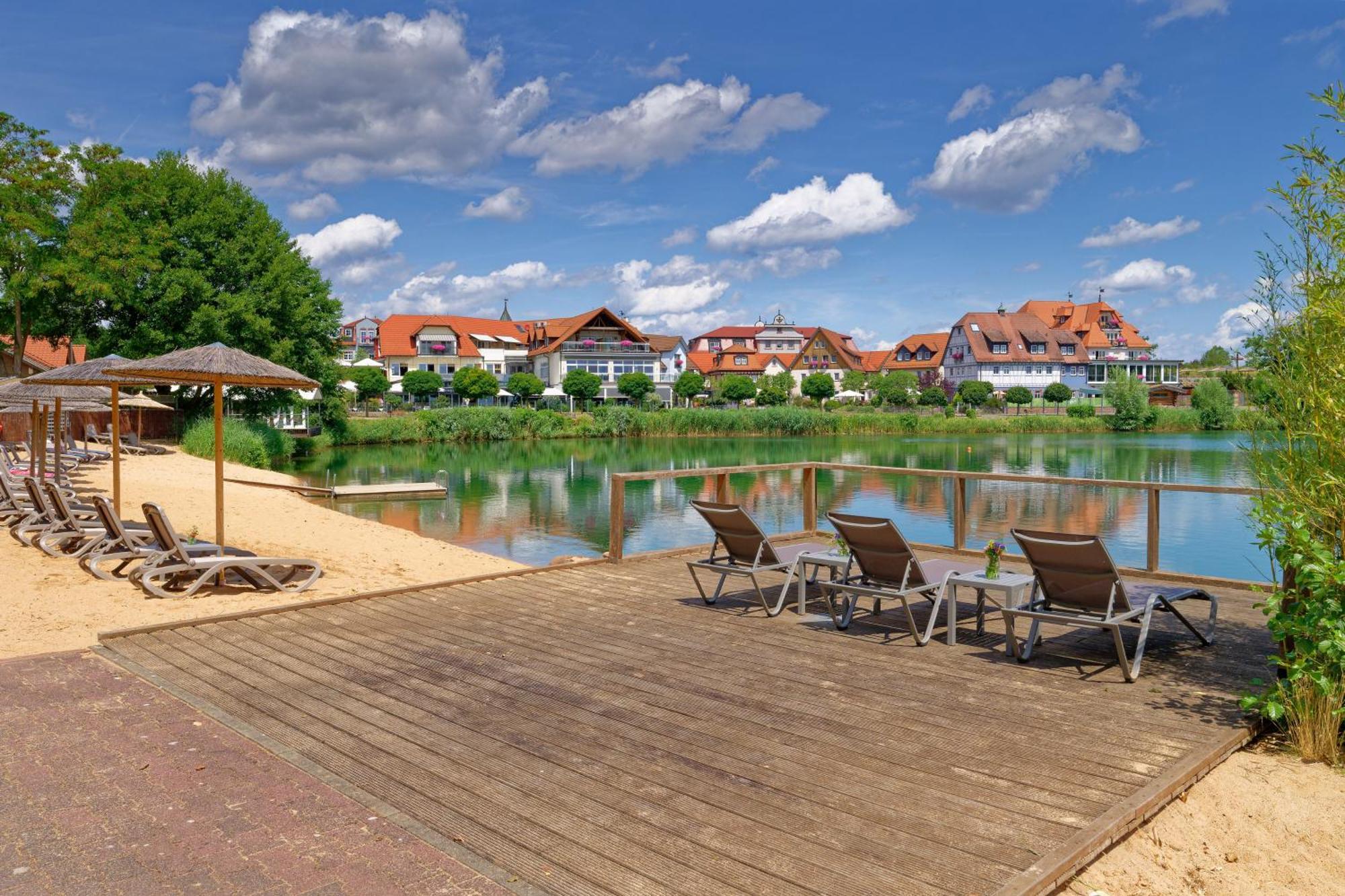 Seehotel Niedernberg - Das Dorf Am See Luaran gambar