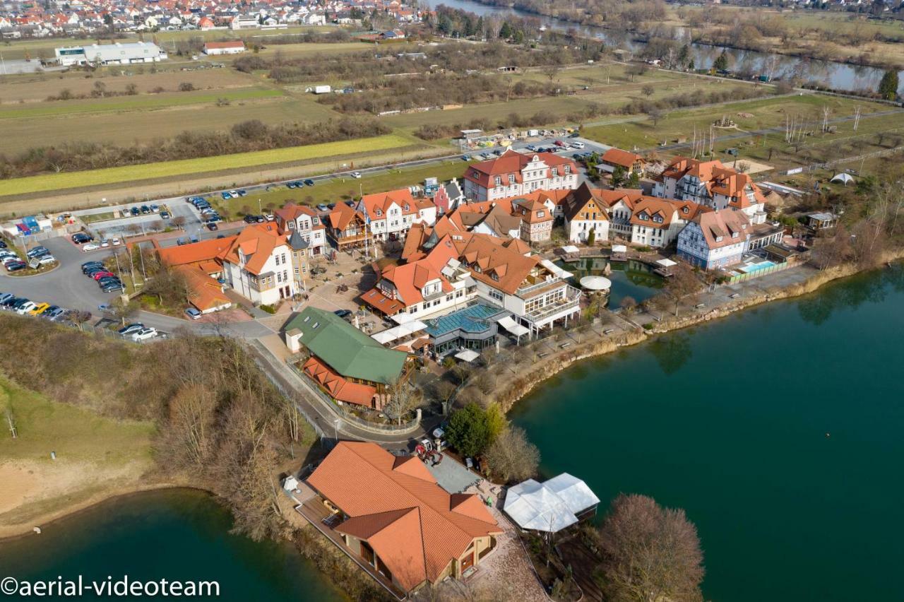 Seehotel Niedernberg - Das Dorf Am See Luaran gambar