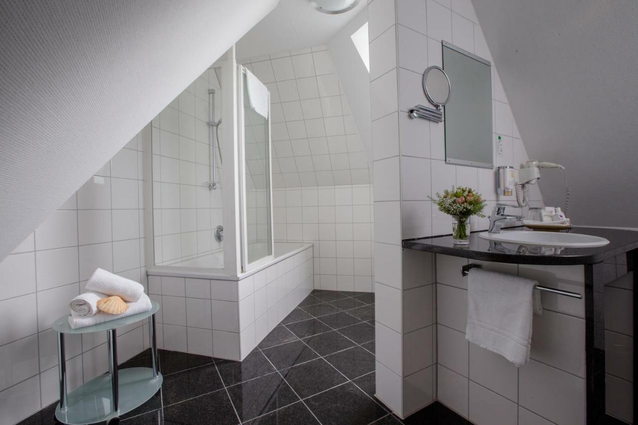 Seehotel Niedernberg - Das Dorf Am See Luaran gambar