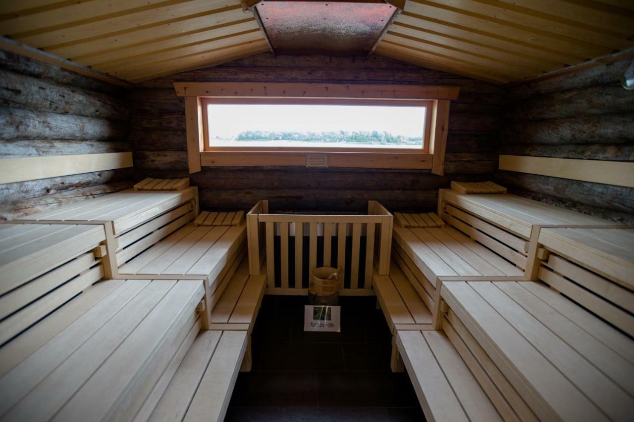 Seehotel Niedernberg - Das Dorf Am See Luaran gambar